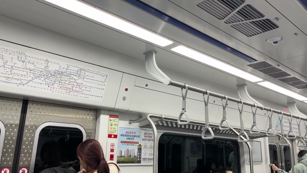[4K] 수도권전철 1호선 시청역에서 2호선으로 환승하려고 내렸다가