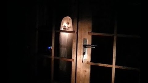 Raspberry Pi controlled floating, flickering, screaming ghost