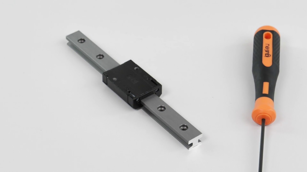 Ajuste da folga nas guias lineares drylin®T