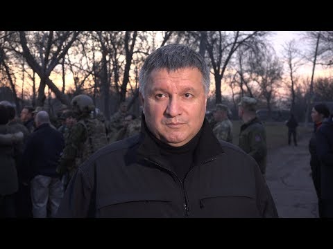 Арсен Аваков: Піротехніки ДСНС вже розпочали гуманітарне розмінування лінії розведення у зоні ООС