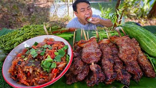 หมูปิ้งสูตรโบราณ กินกับ แจ่วปลาร้า ลำเหม๊าะขนาดครับ -27-11-2022-