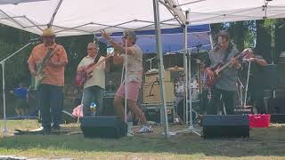 Jackson 5 medley covered by The Hitmen - Music in the Park Bramhall Park  8-22-2021