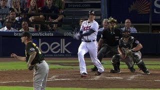 PIT@ATL: Freeman hits Braves second homer of fifth