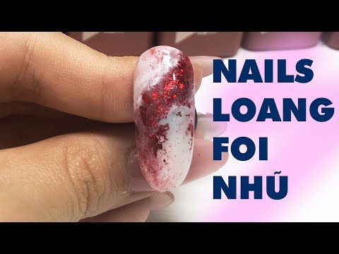 Hướng dẫn cách làm nails loang foi nhũ siêu đơn giản và đẹp mắt cho mùa noel