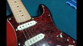 Fender Stratocaster (squire) string change