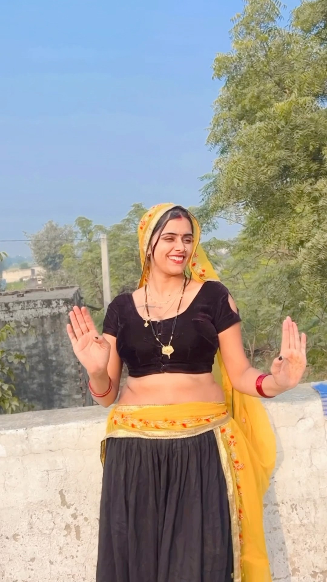 हाए तू मेरी जान से छोरी #shorts #meenu #trending #ytshorts