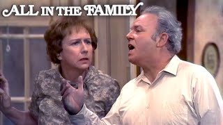 Edith's Cracked The Code | All In The Family Resimi