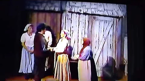ELAINE SHANKS STEALS THE SCENE IN FIDDLER