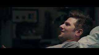 Famous See Girl Run (Trailer) | Filme Filme Profile