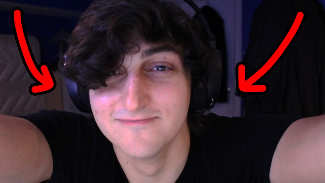 FREE HUGS (TONIGHT ONLY) - 3,504 views  Streamed live on 21 May 2022
Little chill stream after a stressful week, gonna talk youtuber boxing, discuss my recent video and talk whiplash then