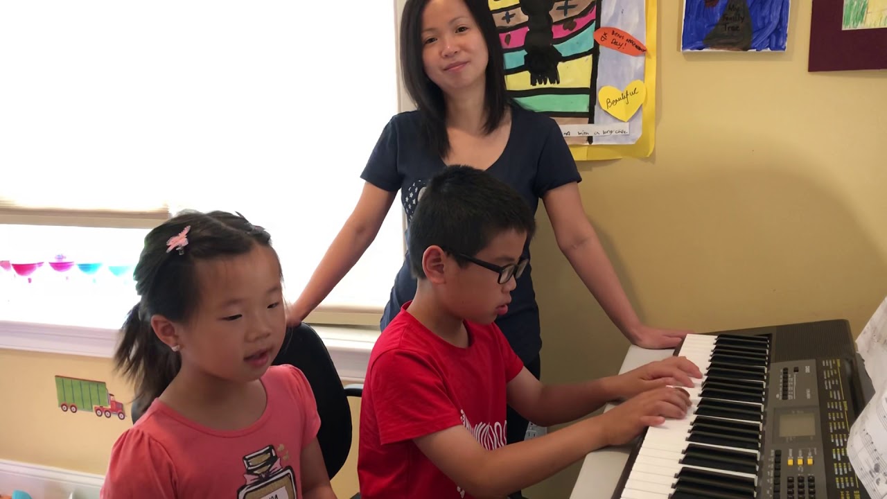 Music performance with my kids - A Whole New World # ...