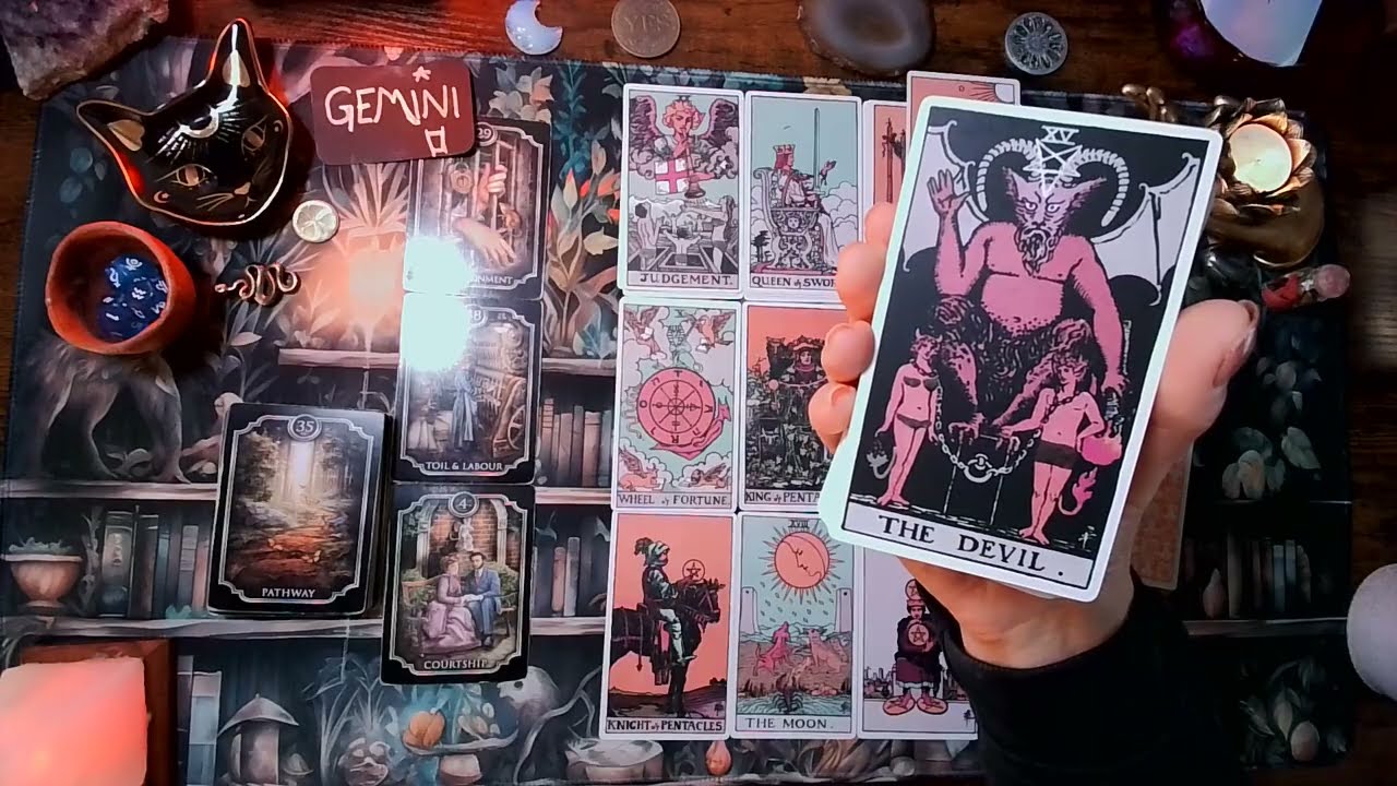 GEMINI♊YOU WONDER WHAT YOU EVER SAW IN THEM....NEW LOVE COMING IN...💌👀