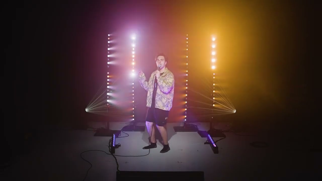 Obejrzyj Crazy - Grayson DeWolfe (Official Video) w YouTube Obejrzyj Crazy - Grayson DeWolfe (Official Video) w YouTube