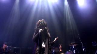 Video thumbnail of "9GOATS BLACK OUT - Heaven (live)"