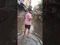 Kolkata ke raste mein paani bhargaya