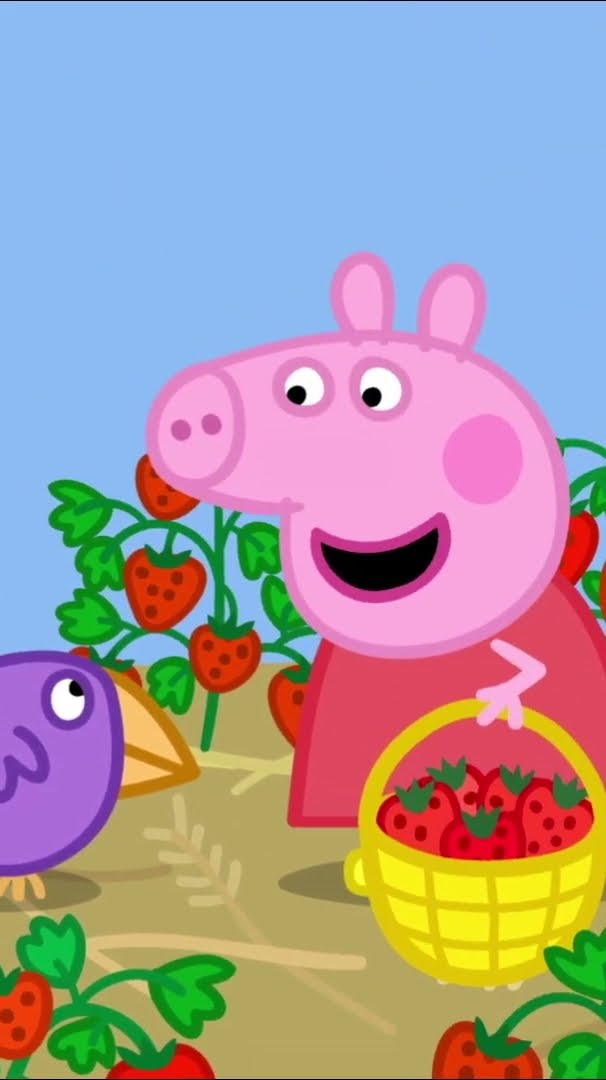 Why Won't the Birds eat the Strawberries? #PeppaPig #Shorts