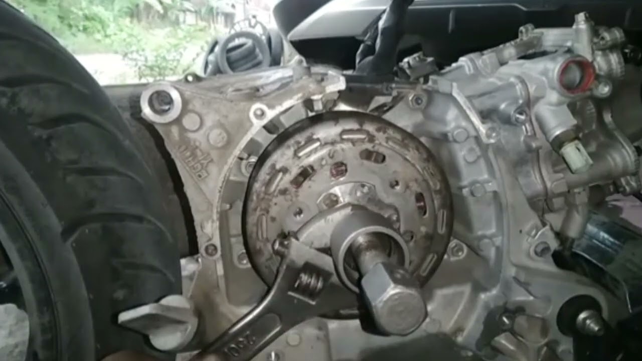 CARA MELAPAS MAGNET MOTOR YAMAHA N MAX 155 INJEKSI DENGAN TREKER#trending #youtube 