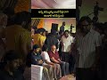 chiranjeevi chudamdi entha valla thammullani entha baga chuskuntunnadu #chiranjeevi #pawankalyan