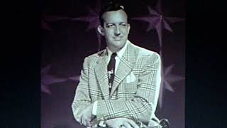 Harry James and his Orchestra, v./Johnny McAfee:  Moonlight Becomes You  (1942)