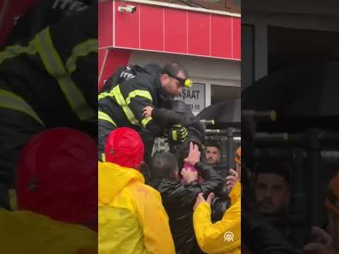 Toprak kayması sonucu 1 kişi öldü, 4 kişi yaralandı