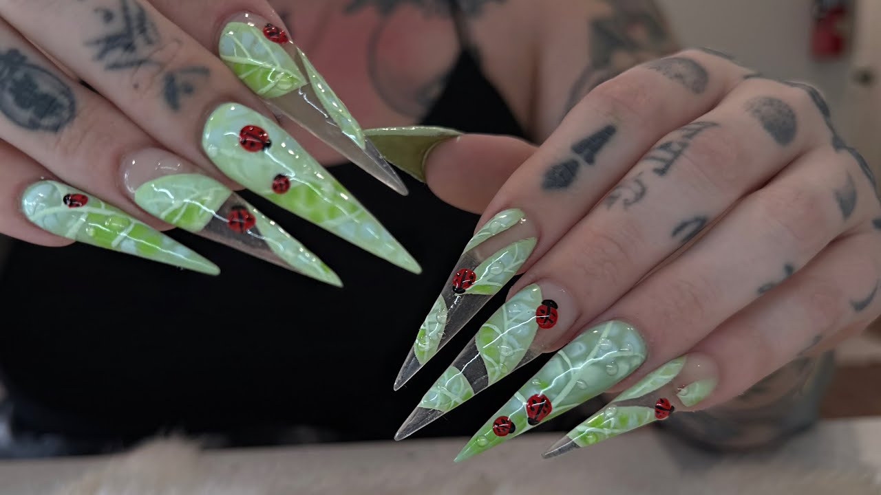 How To Create These STUNNING Stilleto Ladybug and Leaf Nails!