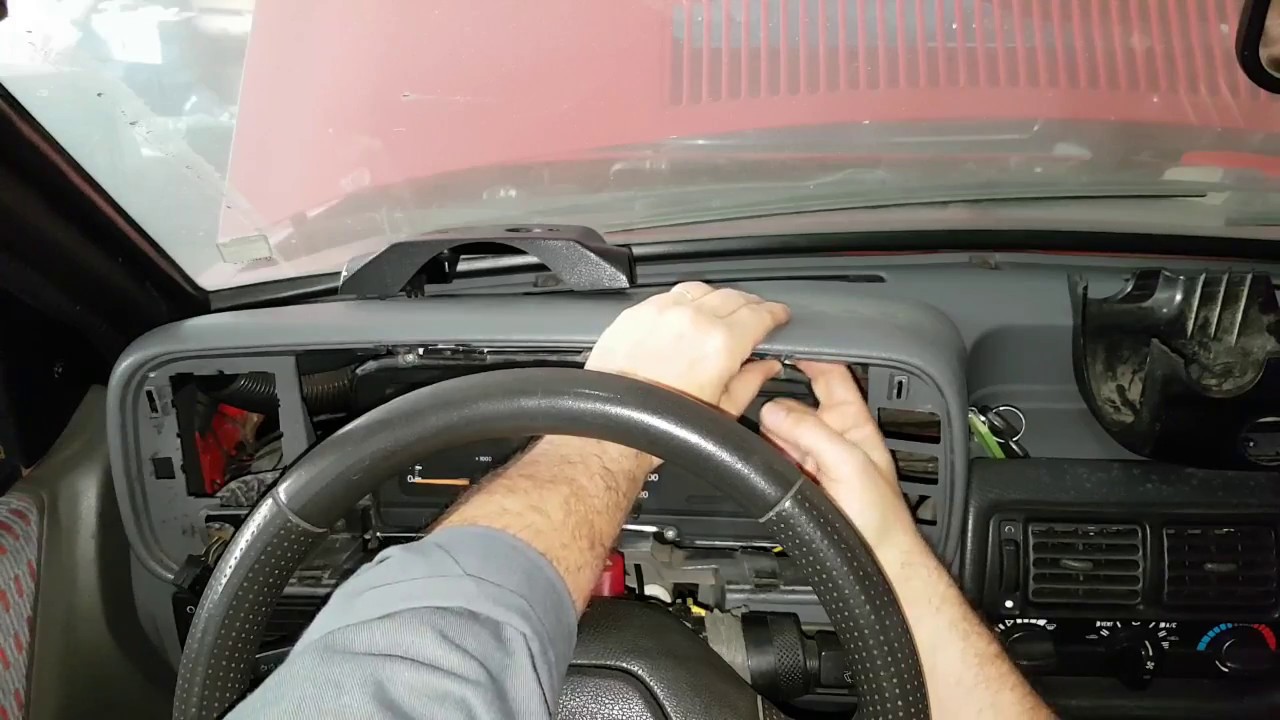 Escort - troca do cabo de abertura do capô do motor