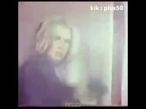 المخرج مطلوب حيا او ميتا