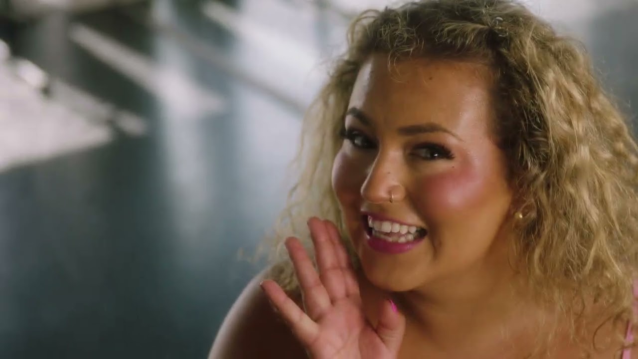 Molly Grace - "Lemme" (Official Music Video)