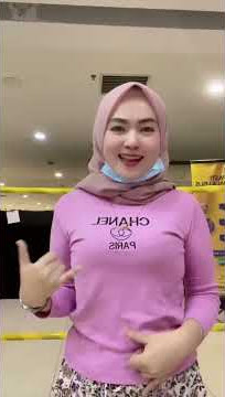TIKTOK  viral hijab ketat gunung gede