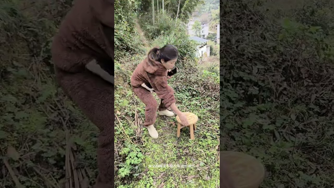 One didn't notice the drink was gone while looking at the phone