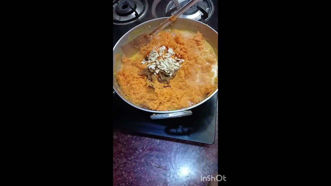 Easy & Delicious Gajar ka Halwa 🤤