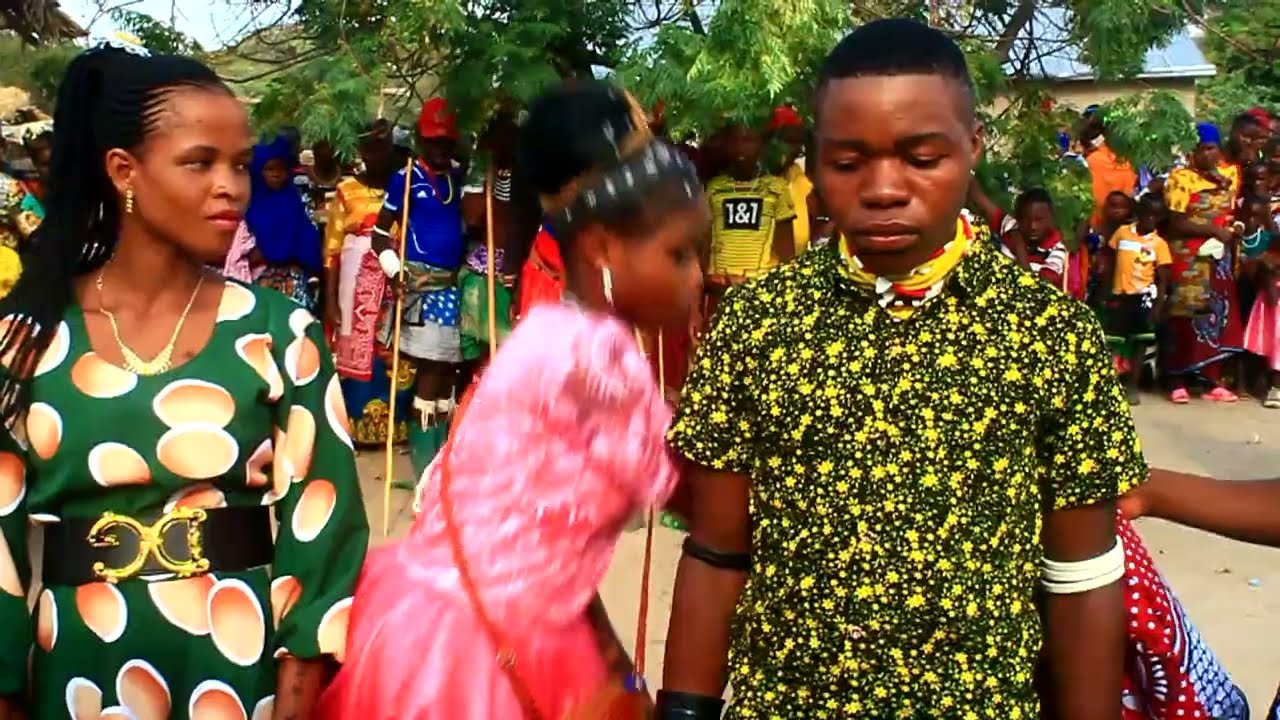 Samweli Mapinda_Harusi Kwa Masunzu-Directed By Amos Baba TZ 0782257957 STUDIO