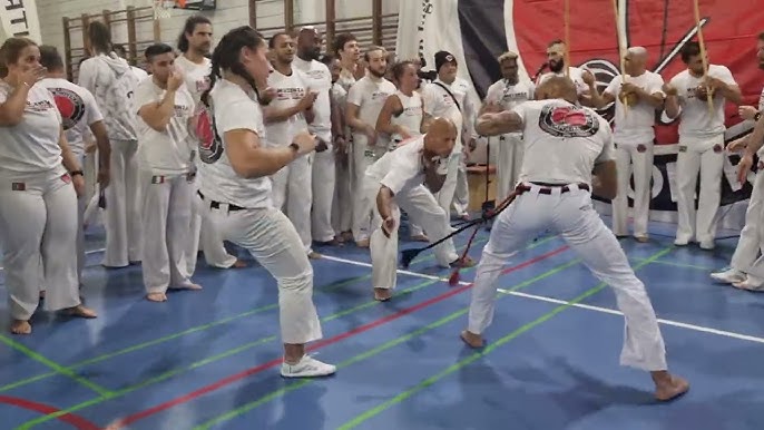 Abadá Capoeira (Jogos Femininos 2011-Parte 2) 