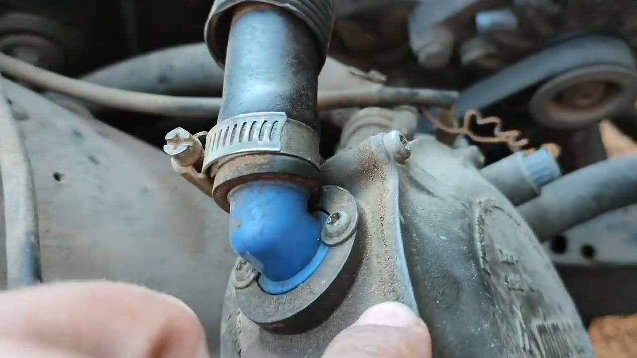 التعريف بمكونات محرك رونو 21 للناس الي اول مرة تكسبه.في آخر الفيديو قطعة مهمة