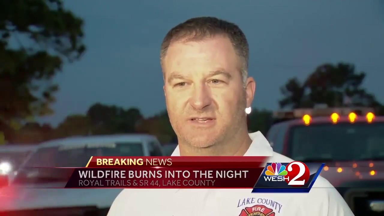State Road 44 near Eustis closed overnight due to wildfire - YouTube