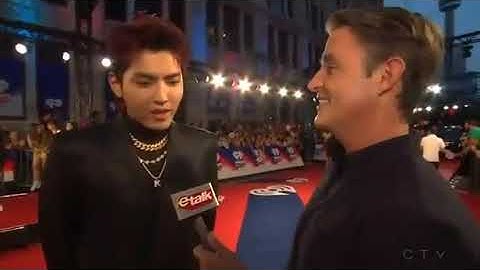 KRIS WU 2018 iHeartRadio MMVA Red Carpet etalk interview 180826