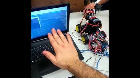 Leap motion controlled node.js robot arm