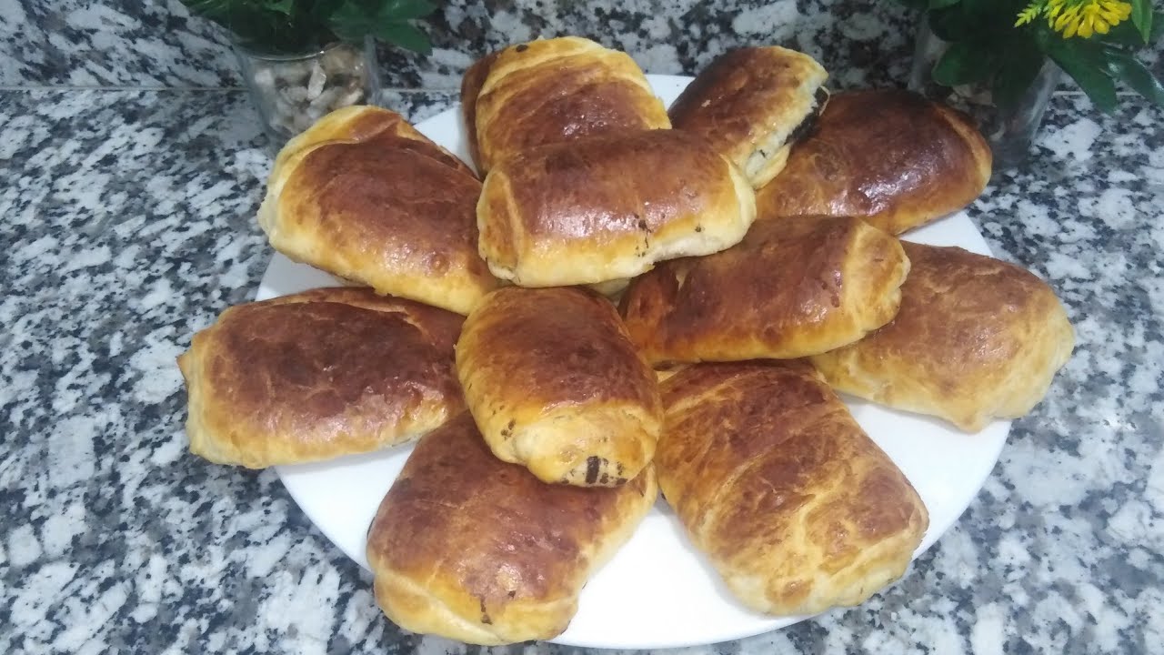 بتي بان المخبزات في البيت بدون عجين مورق بعجينة مسمن  فقط بأسهل طريقة جربيها بدون تردد