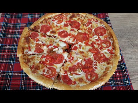 Video: Soğan Ve Domatesli Pizza Nasıl Yapılır?