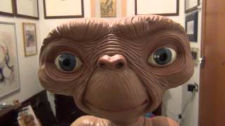 E.T. L'extraterrestre Stunt Puppet Prop Replica