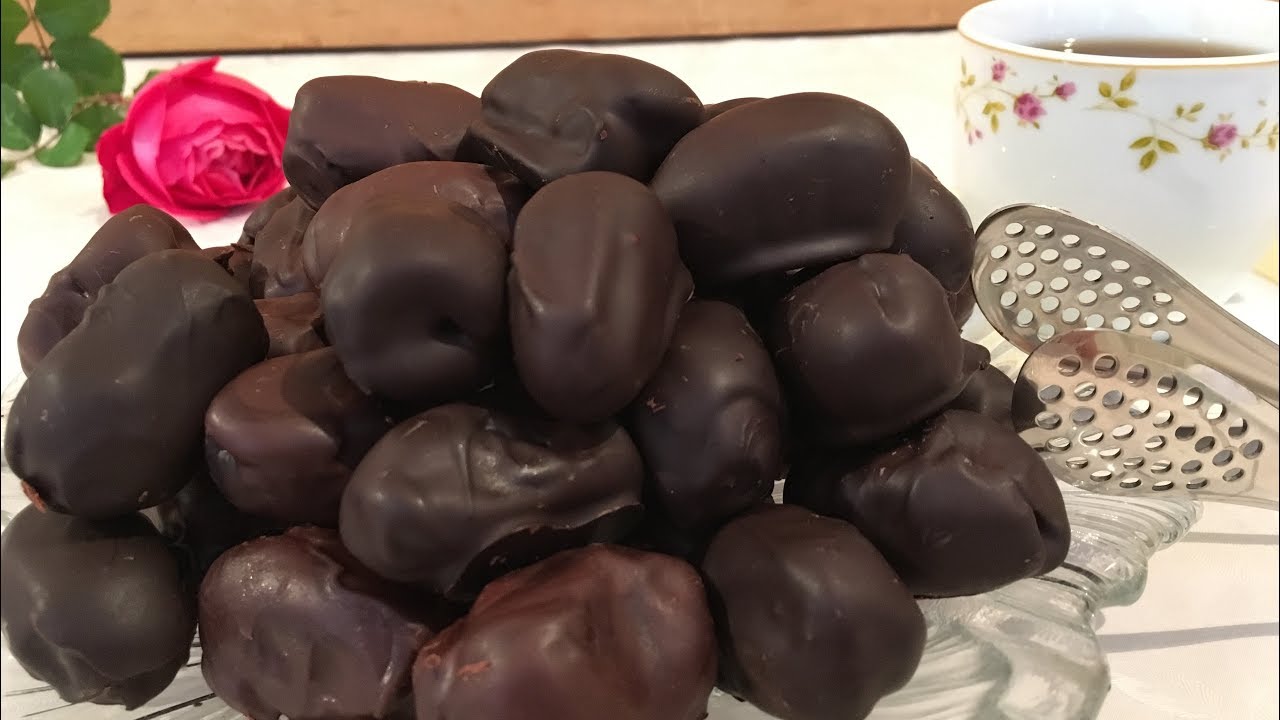 Qozlu,şokoladlı xurmanın resepti.Süfreleriniz üçün serfeli,lezzetli tebii konfetler.