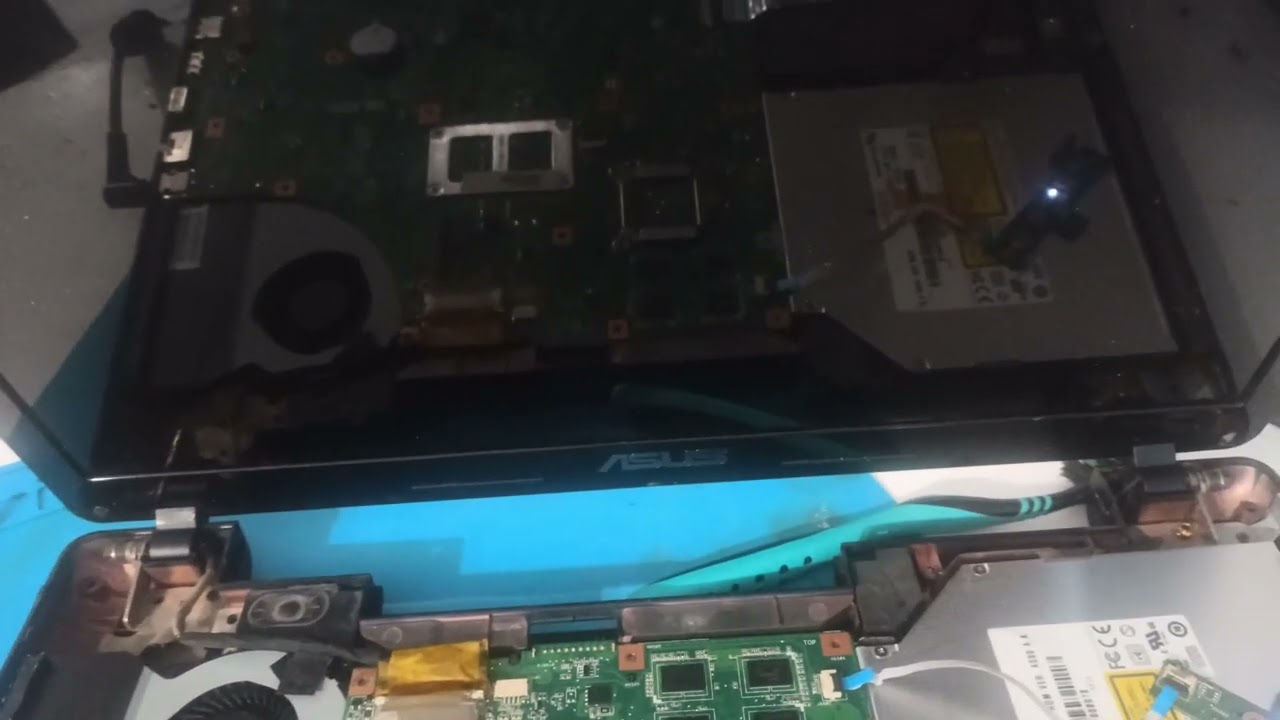 ASUS-K53S i fajnie przylutowane gniazdo 🫣🫢🤦‍♂️