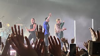 5sos - she looks so perfect LIVE in Berlin 26th April 2022