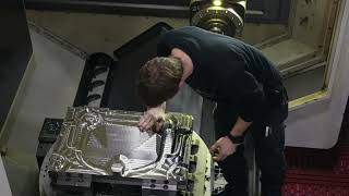 Entdecke Die Sk Technology Welt Der Präzision