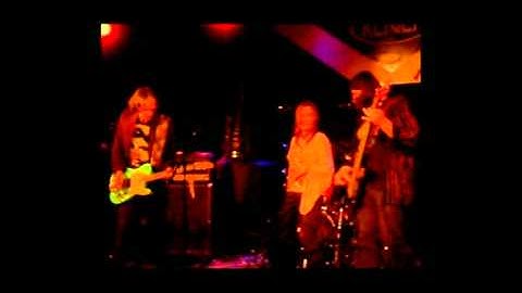 Native Dancer Live Vienna