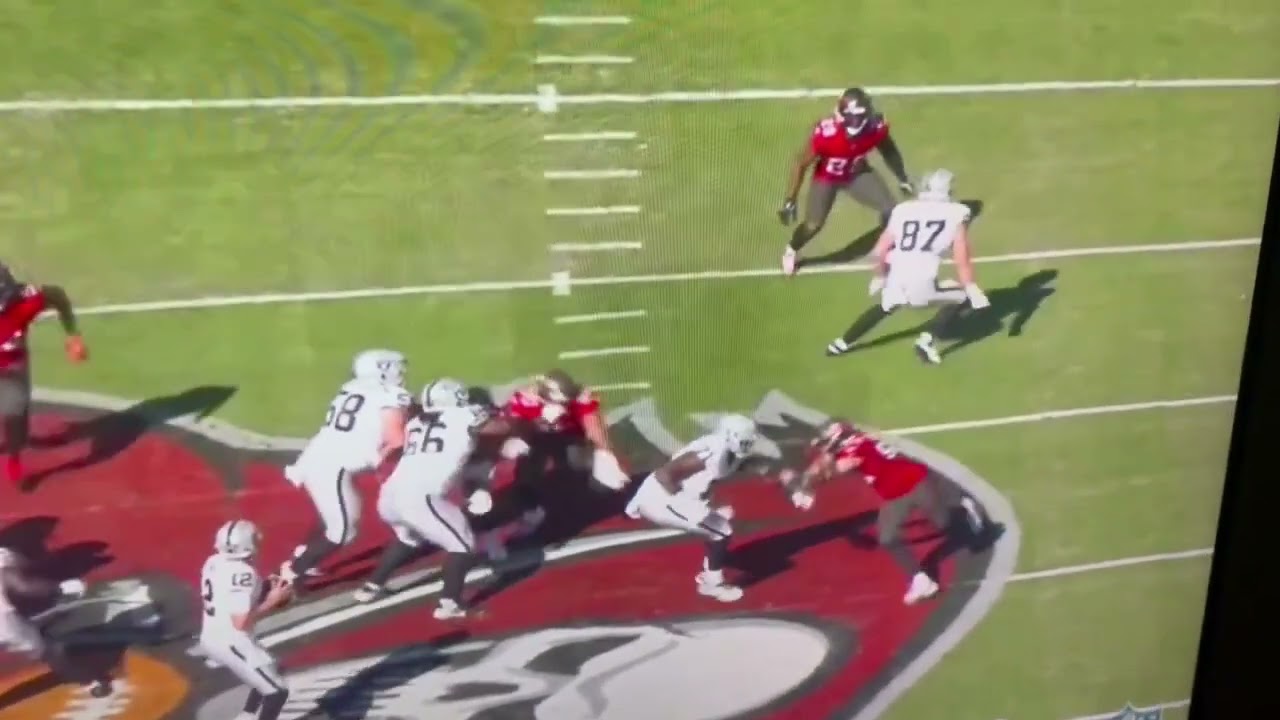 Brock Bowers: The Catch Machine Against Buccaneers | 