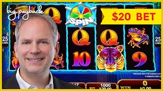 Star Watch Jungle Slot - $20 MAX BONUSES!