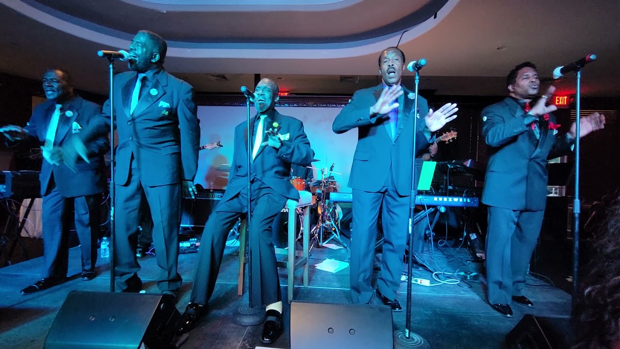 Harold Melvin's Blue Notes singing