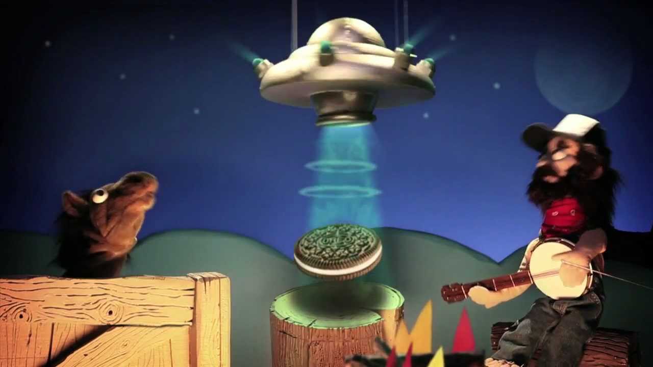 Oreo Cakesters Canada UFO YouTube