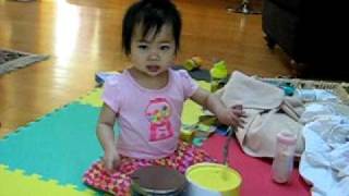 mia drum playing - 001.AVI